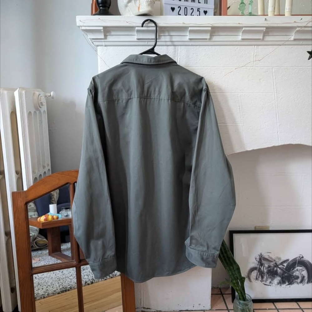Boss Men's Army Green Overshirt - Picture 3 of 4